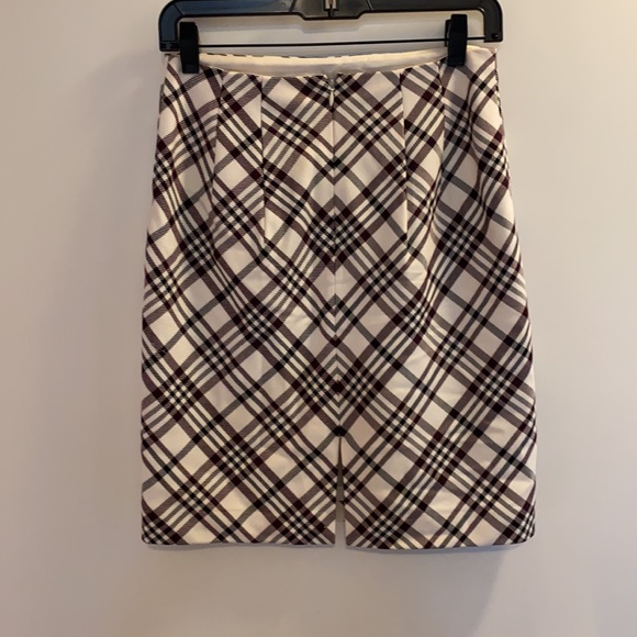 Express checkered skirt - Picture 2 of 3